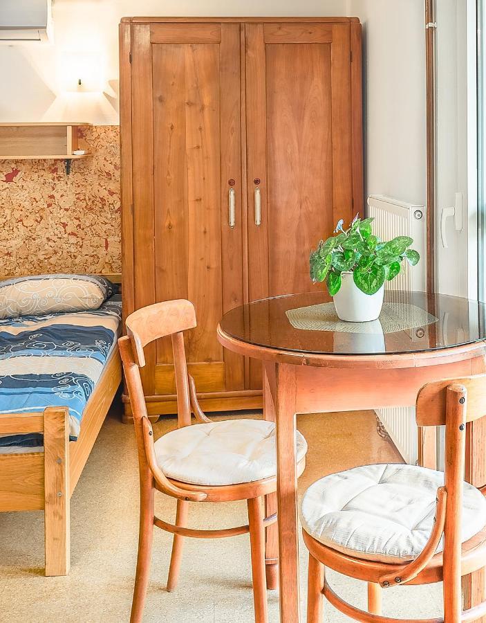 Fortun Estate - Apartmaji Ob Reki Kolpi メトリカ エクステリア 写真