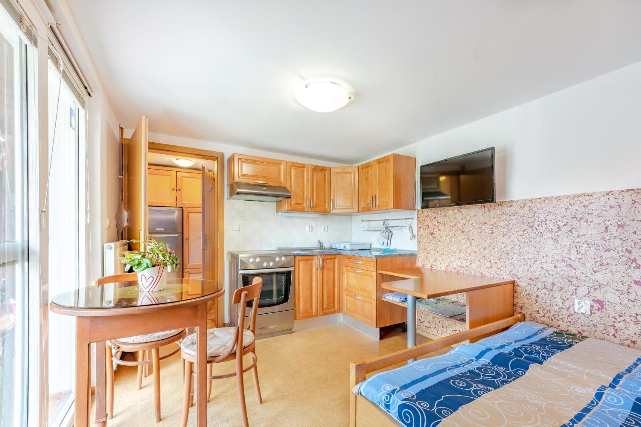 Fortun Estate - Apartmaji Ob Reki Kolpi メトリカ エクステリア 写真
